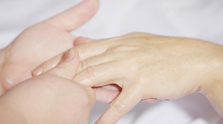 tratamientos-uñas-kunal-cosmetics